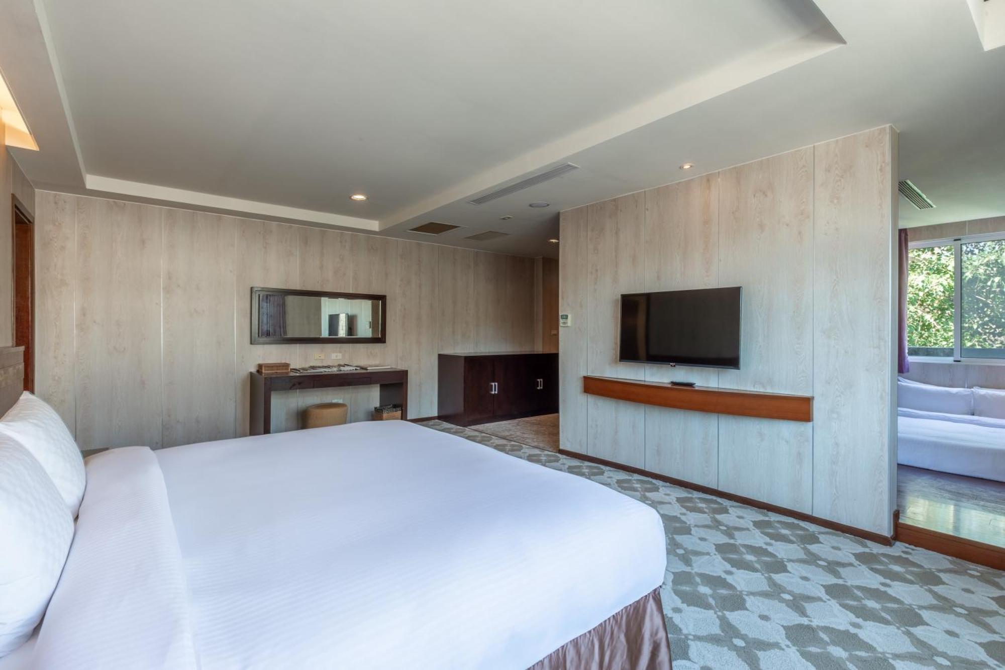 水漾月明度假文旅 Hotel Touwu Exterior photo